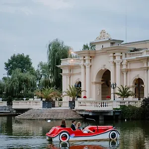 Venecia Palace 3*, Michałowice Polsko