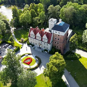 Zamek Topacz Hotell Wysoka (Wroclaw)